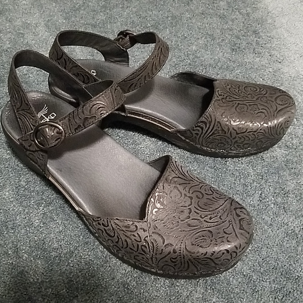 Dansko mary jane 42